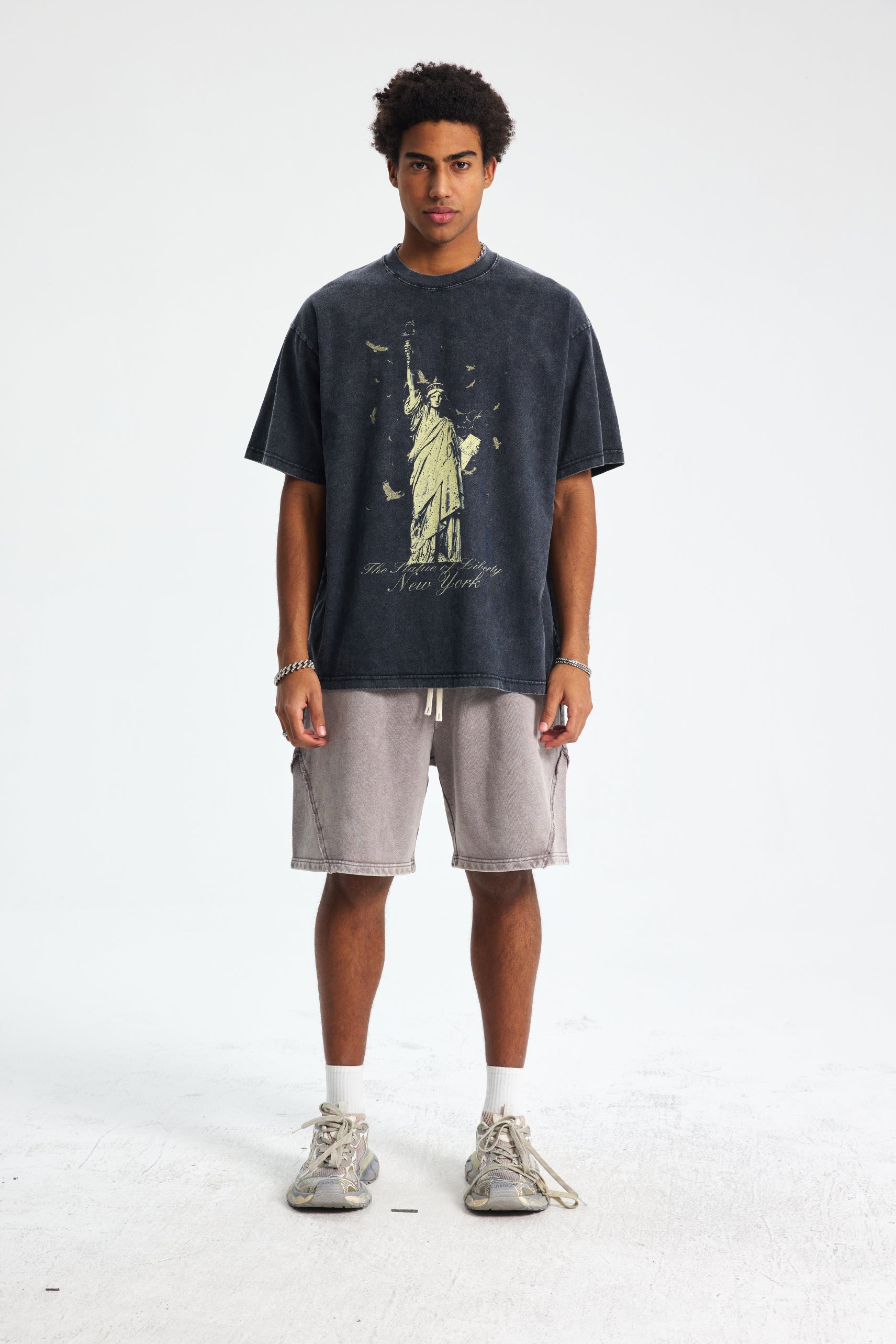 Siggnia Liberty Washed Graphic Tee