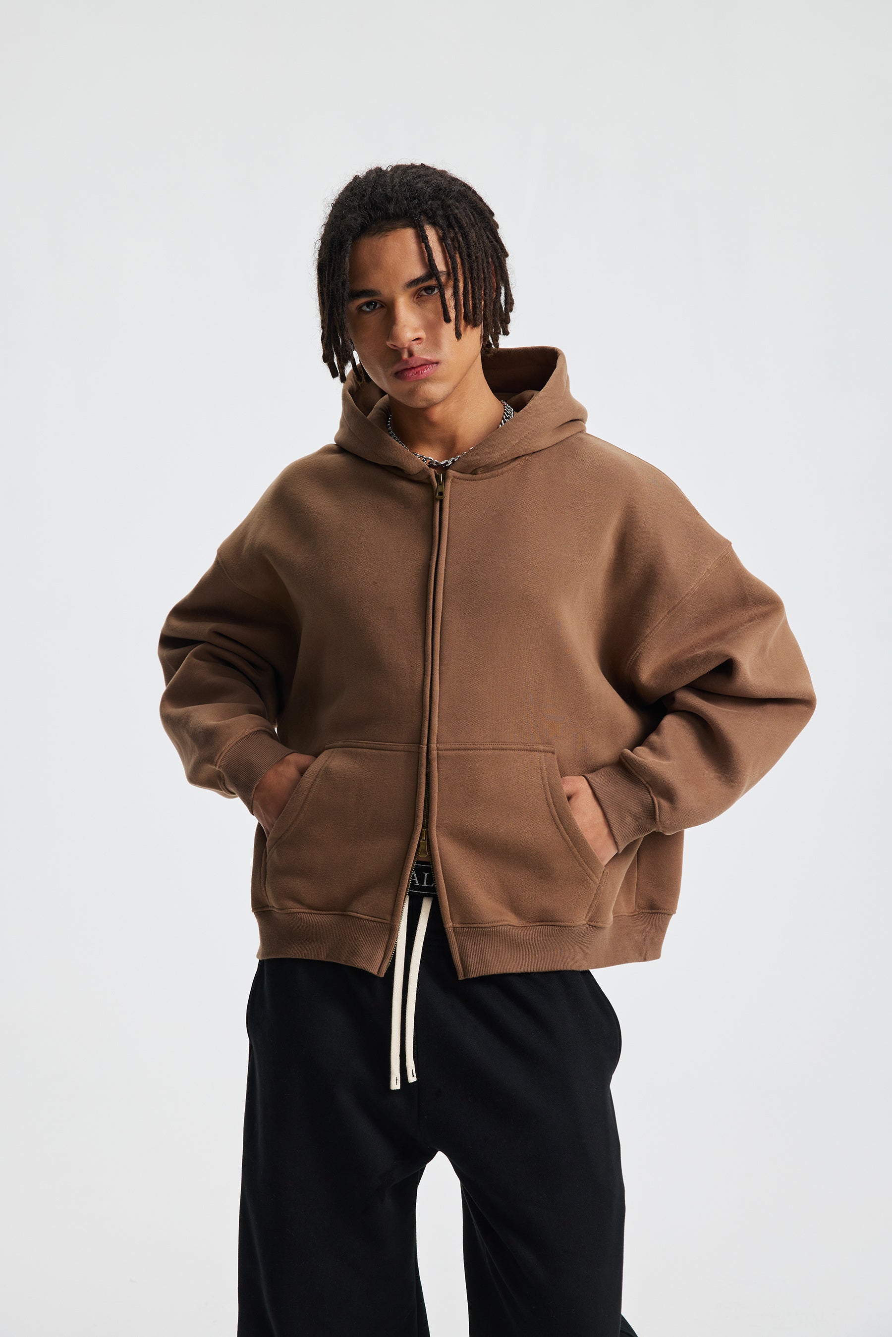 Siggnia Elevate Boxy Zip Hoodie