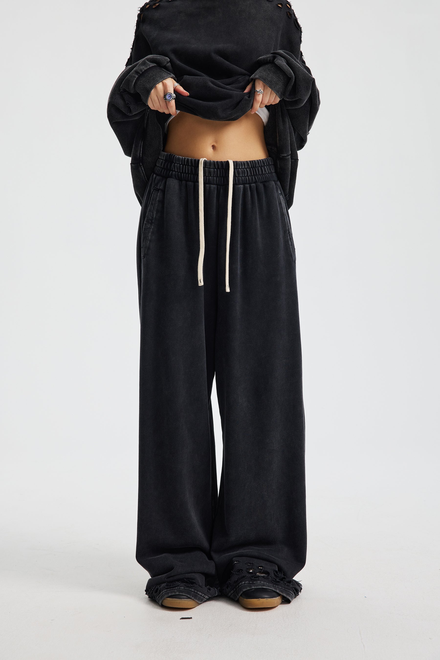 Siggnia Reign Shredded Hem Wide-Leg Trousers